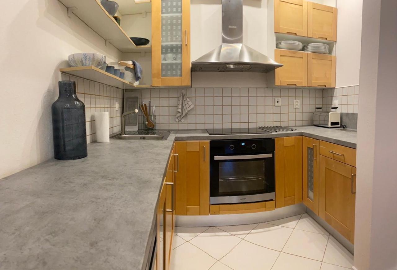 Apartman Lara Комарно Екстер'єр фото