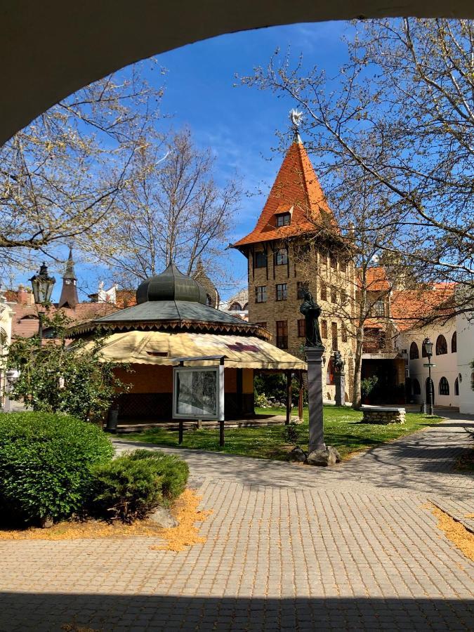 Apartman Lara Комарно Екстер'єр фото